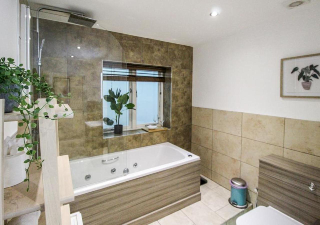 Beautiful Three Bed Flat In Centre Appartamento Nottingham